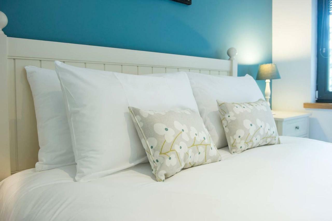 Altido Alluring 3Br Apt Near The Centre With Parking Edimburgo Exterior foto